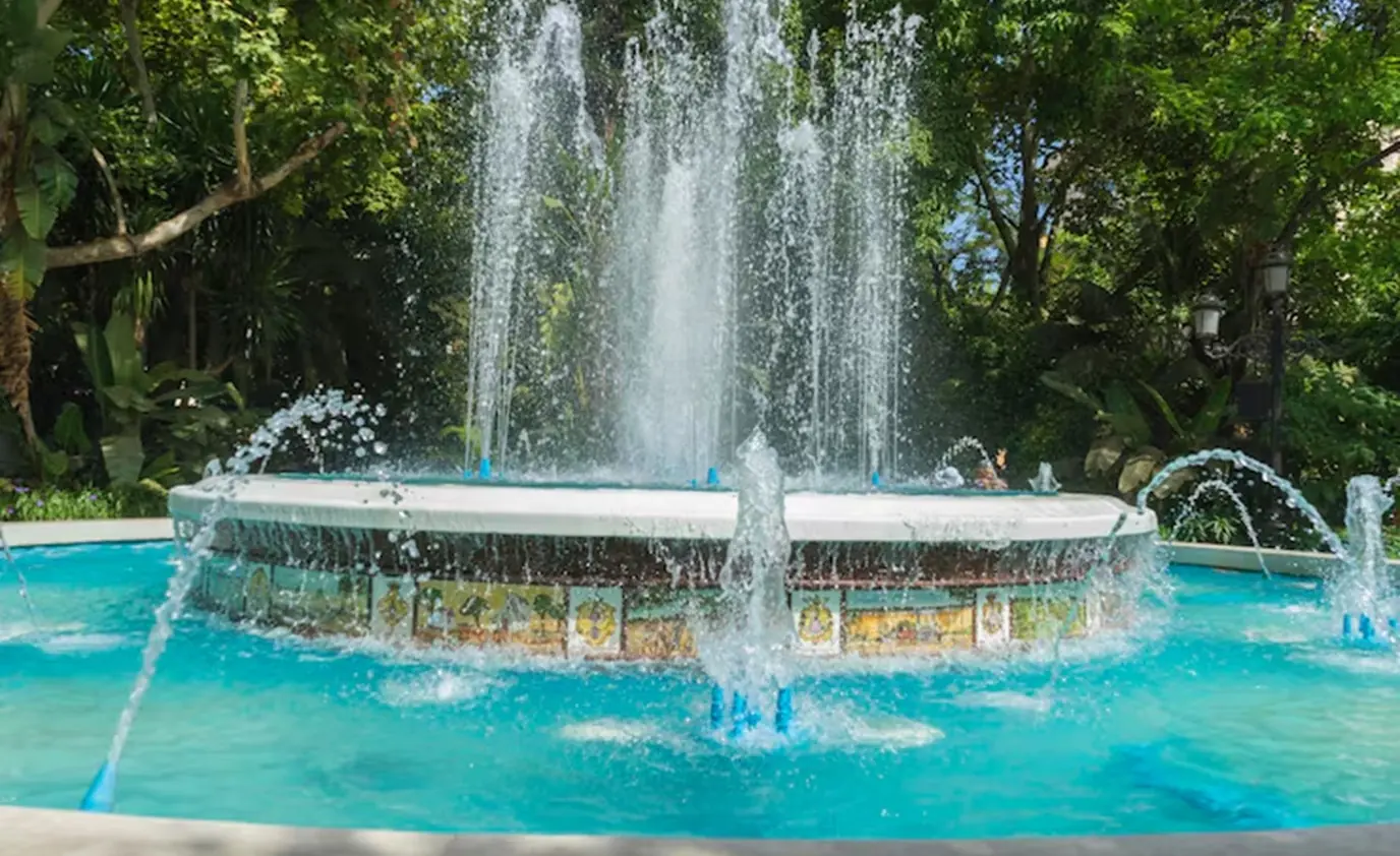 Round pool fountain with multiple water jets by Heavenly Outdoor in Magnolia, TX